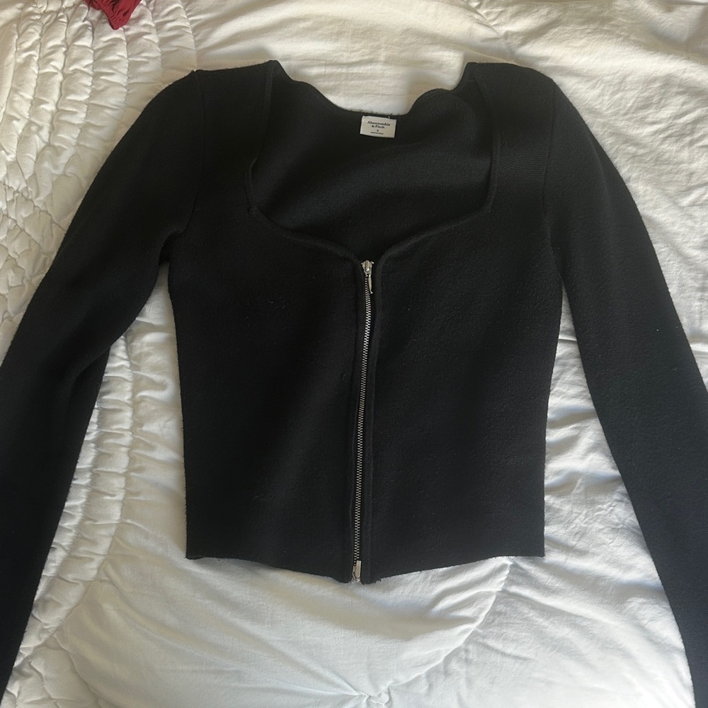 Abercrombie & Fitch Black Knit Sweater